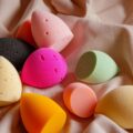 Gąbki do makijażu – mały gadżet, który zmienia wszystko